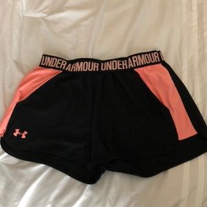 Underarmour athletic shorts